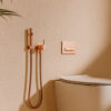 SET-DOCCINO-FLESSIBILE-WATER-ORO-ROSA SET DOCCINO FLESSIBILE WATER ORO ROSA Ambientata 100x100